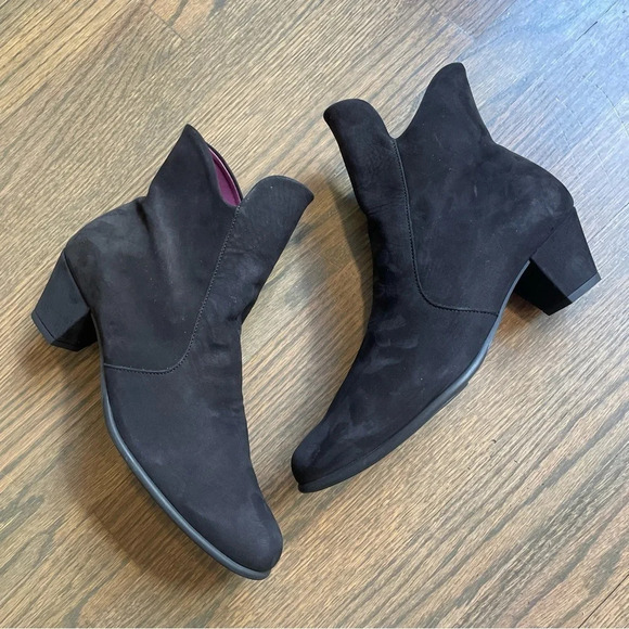 Arche Black Suede Heeled Booties Made in France size 40 or US 9 - Picture 1 of 15